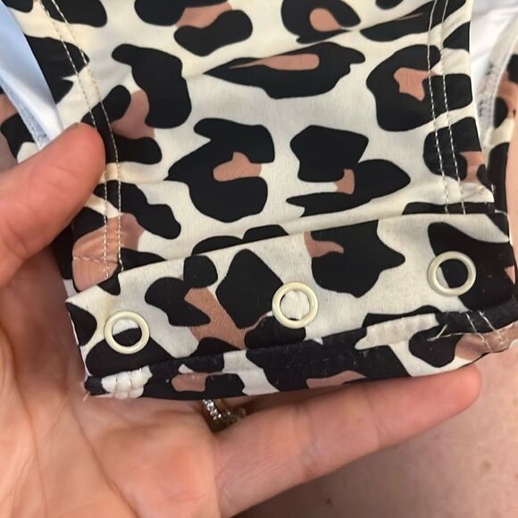 Posh Peanut Calista Flutter Sleeve One Piece Swimsuit 6-12 months - Picture 3 of 4